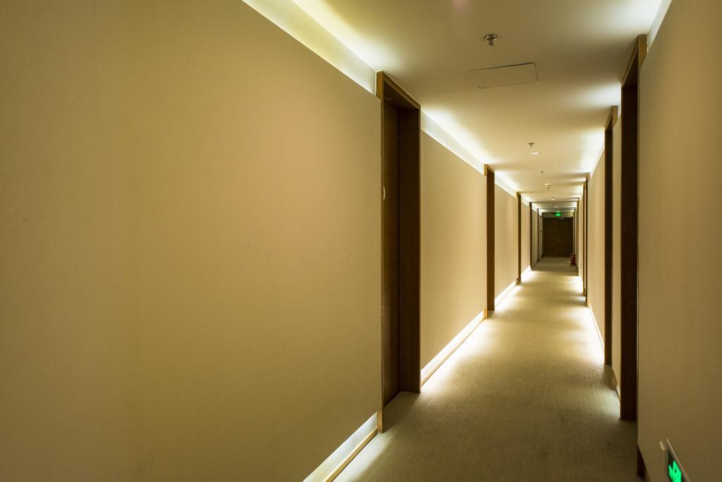Ji Hotel Shanghai Xujiahui Exteriör bild